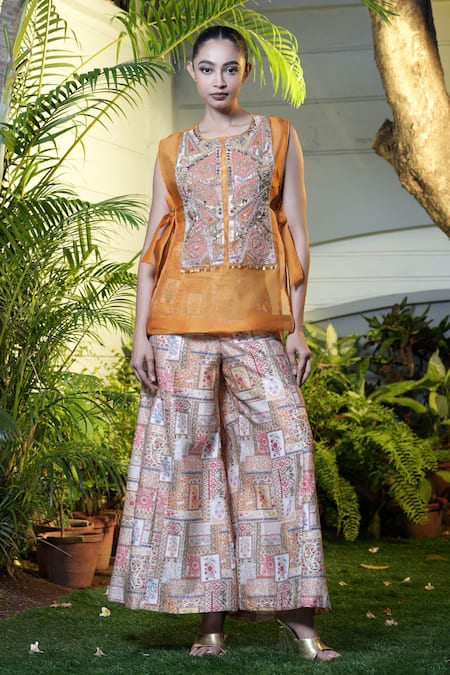 Vara by Vibha n Priti Mustard Hand Embroidered Chanderi Set 