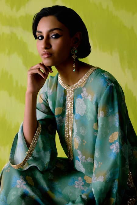 Buy_Deep Thee_Green Crepe, Silk Cut Work, Embroidery Round Sage Floral Printed Slit Dress 