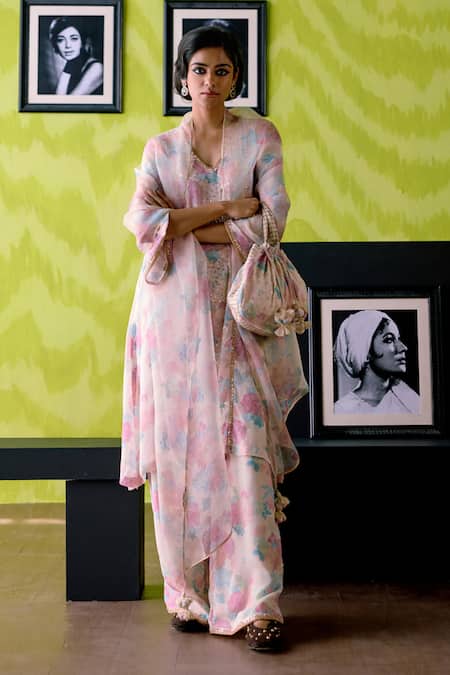 Deep Thee Floral Print Kurta Set 