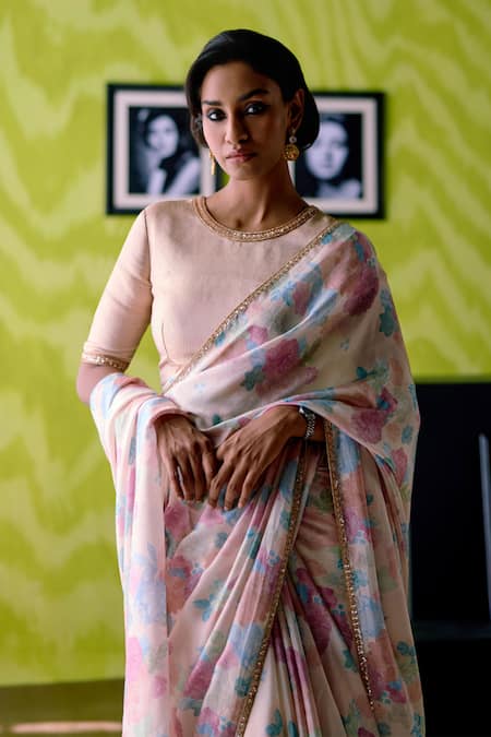 Shop_Deep Thee_Ivory Crepe, Silk Embroidery, Cut Work Round Neck Floral Print Saree With Blouse _Online_at_Aza_Fashions