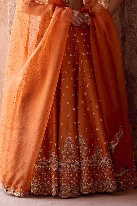 Buy_Kritika Dawar_Rust Tissue, Silk Organza Sequins, Embroidery V-neck Orange Designer Lehenga Set _Online_at_Aza_Fashions