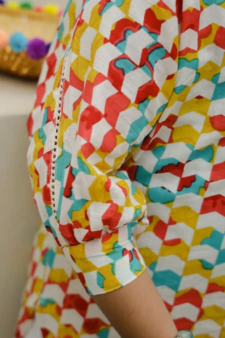 Petite Pomme_Multi Color Cotton Kaleidoscope Printed Kurta Set _Online_at_Aza_Fashions