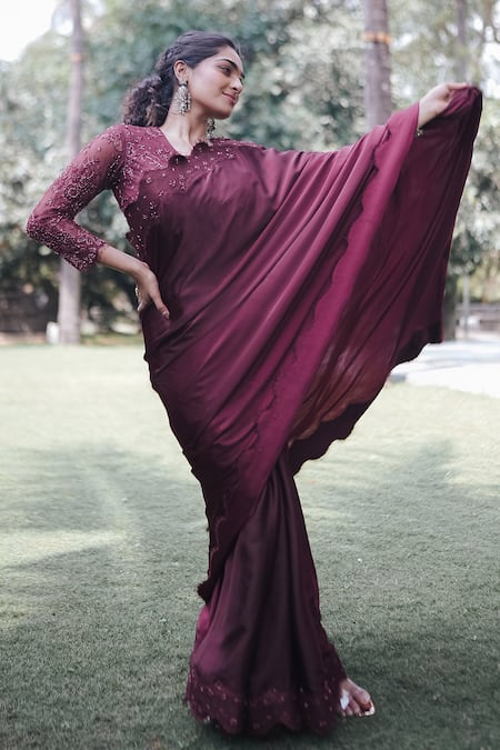 Buy_Pooja Bagaria_Burgundy Satin Embroidery Round Neck Chantilly Saree 