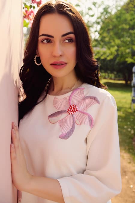 Nika 1.0 Designer Martina Dress 