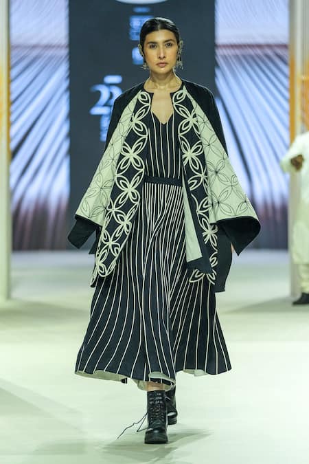 KA-Sha Black & White Striped Tunic 