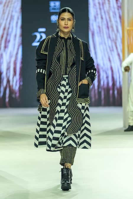 KA-Sha_Black Cotton And White Chevron Skirt _at_Aza_Fashions