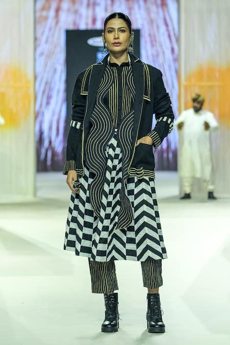 KA-Sha Black Handspun Cotton Shirt 