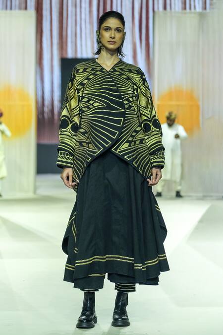 KA-Sha_Black Cotton Embroidery Open Neck And Gold Handwoven Jacket _Online_at_Aza_Fashions