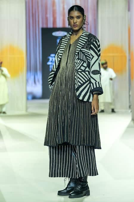 KA-Sha Black & White Striped Pant 