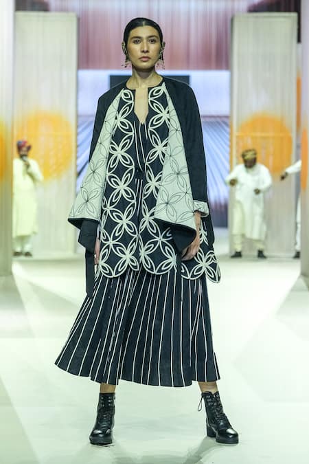 KA-Sha Black & White Organic Cotton Jacket 