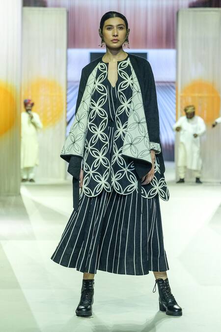 Shop_KA-Sha_Black Cotton Embroidery Round Neck And White Handwoven Jacket _Online_at_Aza_Fashions