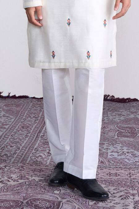 Shop_Sanjev Marwaaha_Ivory Chanderi , Silk, Chanderi, Embroidery Kurta Set_Online_at_Aza_Fashions
