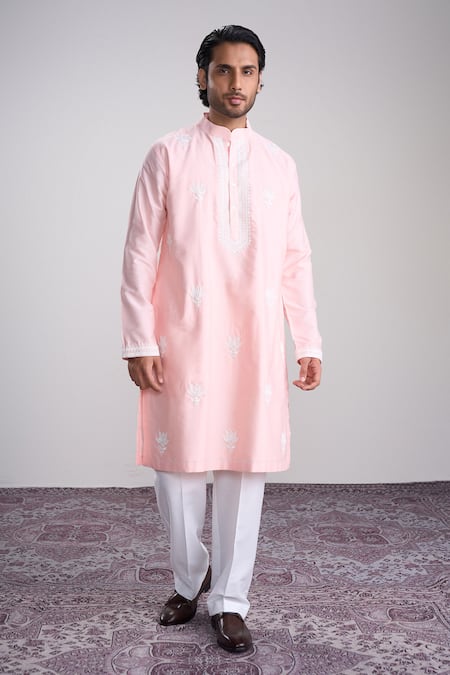 Sanjev Marwaaha Peach Embroidered Kurta Set 