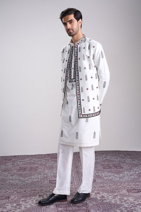 Sanjev Marwaaha Ivory Designer Kurta Set 