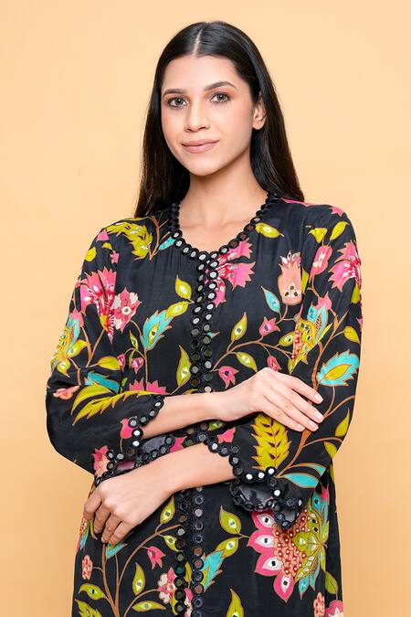 Sajeda A Lehry_Black Silk, Crepe Embroidery Round Neck Floral Hand Sharara Set _Online_at_Aza_Fashions