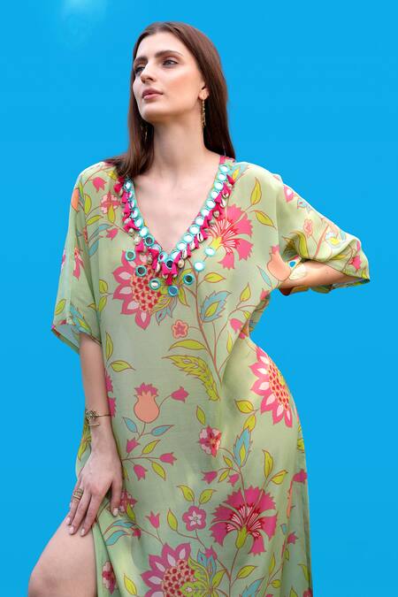 Sajeda A Lehry_Green Silk, Crepe Embroidery V-neck Hand Pista Kaftan _Online_at_Aza_Fashions