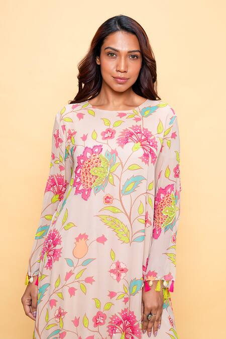 Buy_Sajeda A Lehry_Beige Georgette Embroidery Round Neck Floral Hand Kurta And Dhoti Pant _Online_at_Aza_Fashions