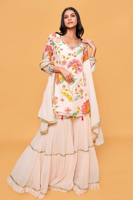 Sajeda A Lehry Ivory Georgette Embroidery Round Neck Hand Floral Kurta Set 
