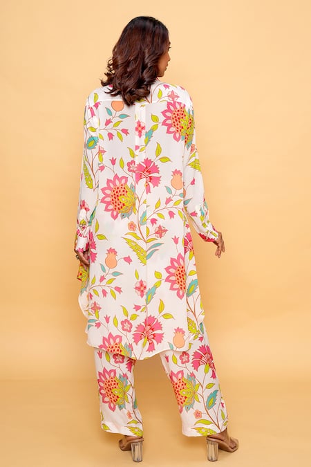 Sajeda A Lehry Floral Digital Print Kurta Pant Set 