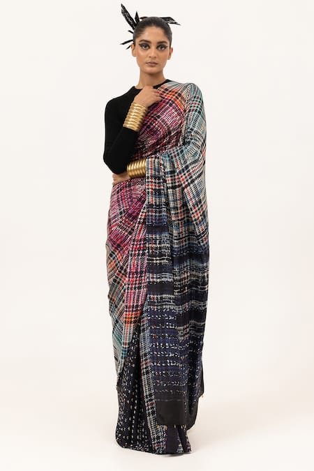 UNALLUME by Nisha Gradient Plaid Silk Saree With Blouse Piece 