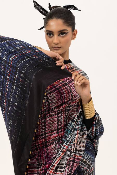 Unallume By Nisha_Multi Color Silk Gradient Plaid Saree With Blouse Piece _Online_at_Aza_Fashions