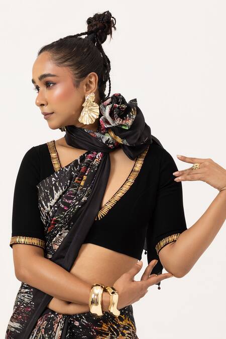 Buy_Unallume By Nisha_Black Silk Celosia Majesty Saree _Online_at_Aza_Fashions