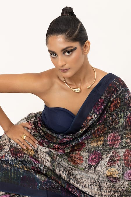 Buy_Unallume By Nisha_Blue Silk Whispering Bloom Saree _Online_at_Aza_Fashions
