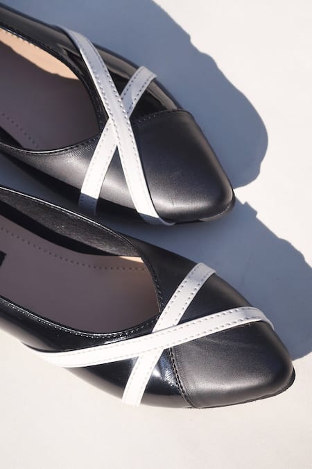Shradha Hedau Footwear Couture_Black Clarice Flats _Online_at_Aza_Fashions