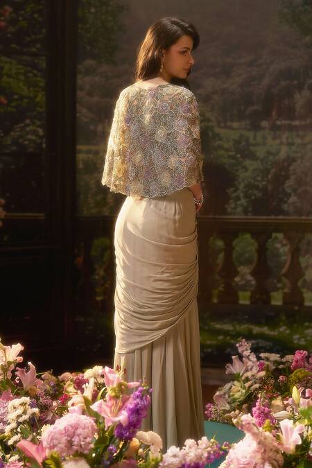 Shop Muskan Aggarwal Green Georgette, Net Embroidery, Cut Work Round Neck Sage Dana Cape Set at Aza Fashions Shop_Muskan Aggarwal_Green Georgette, Net Embroidery, Cut Work Round Neck Sage Dana Cape Set_at_Aza_Fashions