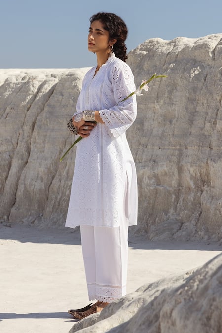 KARAJ JAIPUR White Lace Work Kurta Set 