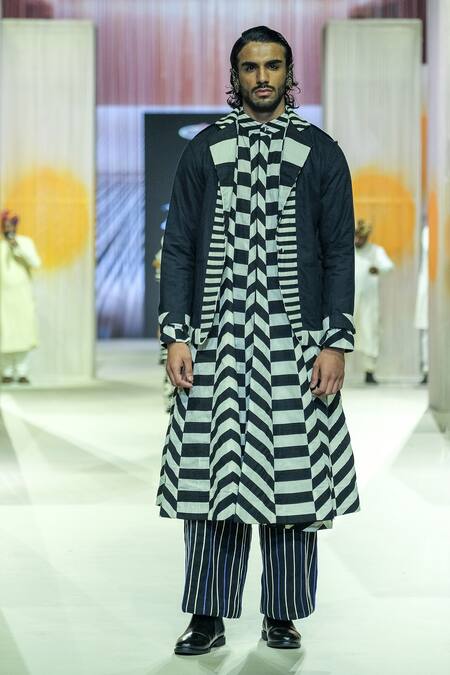 Shop_KA-Sha_Black Cotton And White Handspun Jacket _Online_at_Aza_Fashions