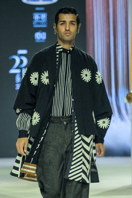 KA-Sha_Black Cotton Heavy Weight Pant _Online_at_Aza_Fashions