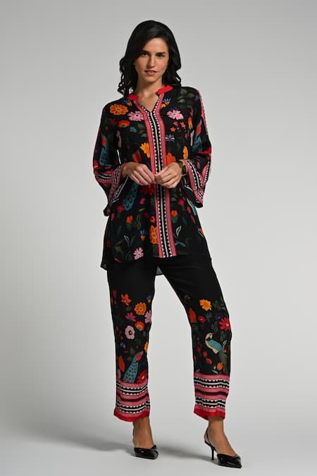 Taroob Bageecha Floral Tunic Set 