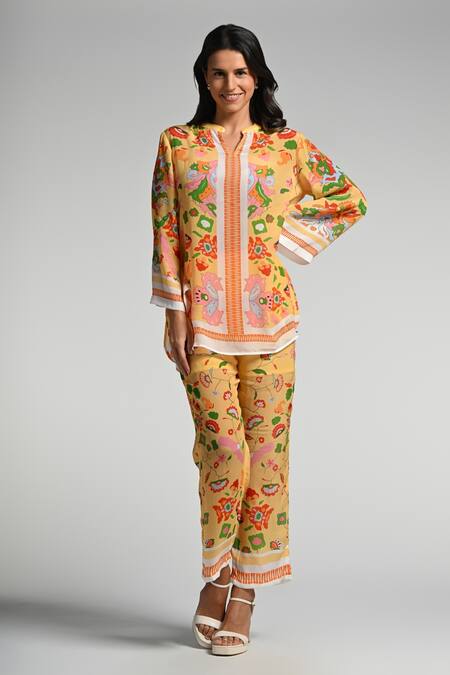 Taroob_Yellow Crepe Embroidery Split V-neck Floral Utopia Tunic Set _Online_at_Aza_Fashions