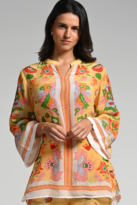 Buy_Taroob_Yellow Crepe Embroidery Split V-neck Floral Utopia Tunic Set _Online_at_Aza_Fashions