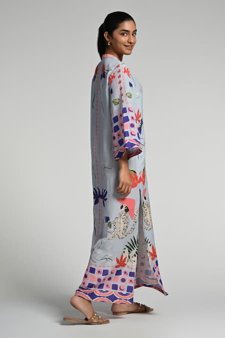 Taroob Sky Blue Linen Mandarin Collar Monkey Pop Kaftan Online at Aza Fashions Taroob_Sky Blue Linen Mandarin Collar Monkey Pop Kaftan_Online_at_Aza_Fashions