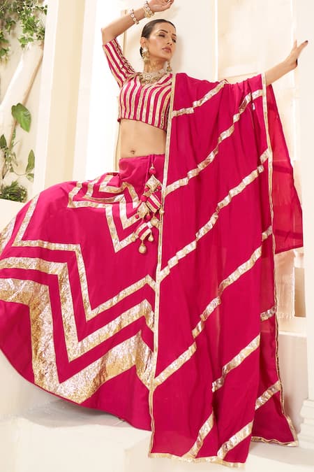 Muskann Kapadiaa Pink Silk, Organza Gota Patti V-neck Lehenga Set 