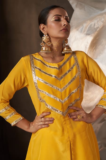 Buy_Muskann Kapadiaa_Yellow Crepe, Silk Gota Patti Round Neck Designer Kurta And Dhoti Pant Set _Online_at_Aza_Fashions