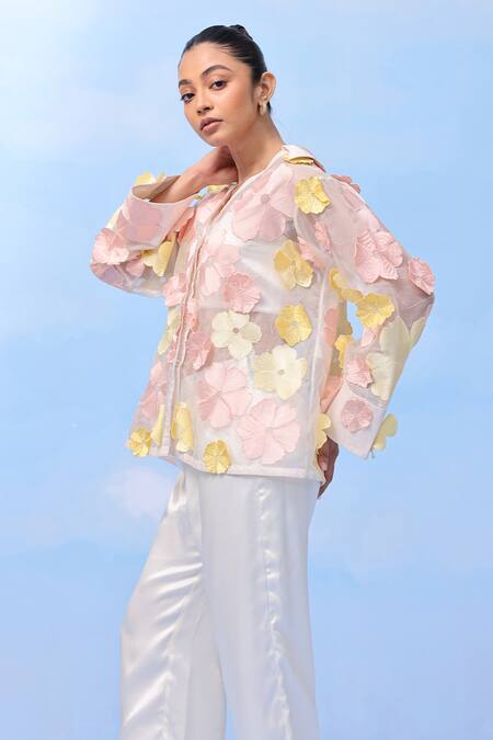 Buy Couché By Anandini Pink Silk Organza Fabric Flowers Collared Three-tone Bloom Shirt Online at Aza Fashions Buy_Couché By Anandini_Pink Silk Organza Fabric Flowers Collared Three-tone Bloom Shirt _Online_at_Aza_Fashions