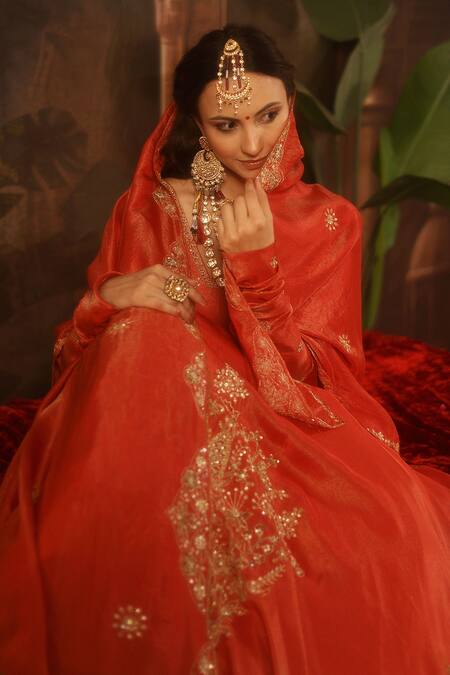 Buy_Miku Kumar_Red Tissue, Organza Embroidery V-neck Shanaya Anarkali Set _Online_at_Aza_Fashions