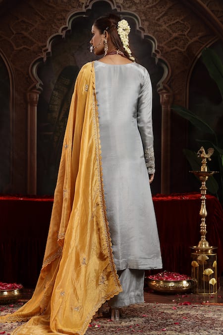 Miku Kumar Grey Aabha Suit Set with Dupatta 