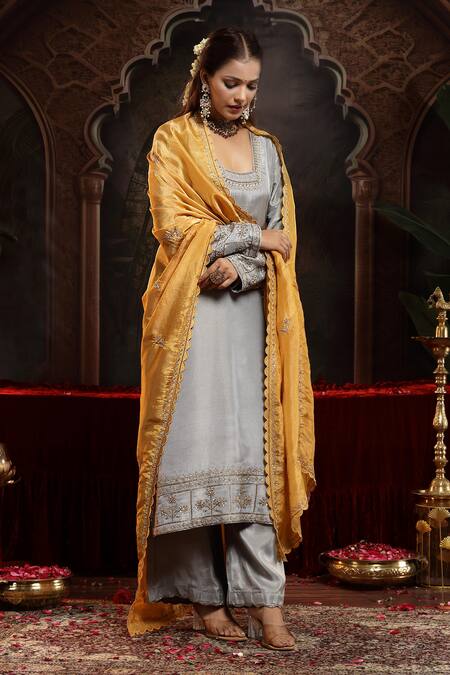 Shop_Miku Kumar_Gray Tissue, Organza Embroidery Square Neck Grey Aabha Suit Set With Dupatta _Online_at_Aza_Fashions