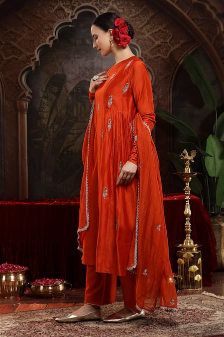 Miku Kumar_Orange Chanderi Silk Embroidery Round Neck Kanika Suit Set _at_Aza_Fashions