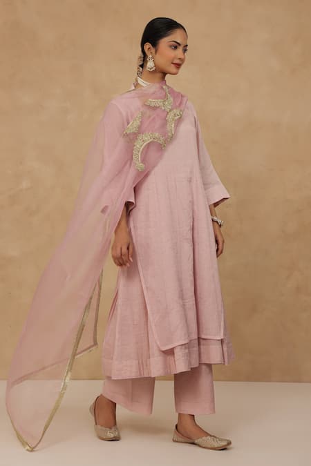 Charu Makkar_Blush Chanderi, Tissue, Organza V-neck Pink Kurta Set _Online_at_Aza_Fashions