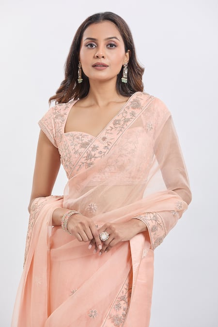 Sheetal Batra_Rose Gold Embroidery Sweetheart Neck Pink Mahila Saree Set _at_Aza_Fashions