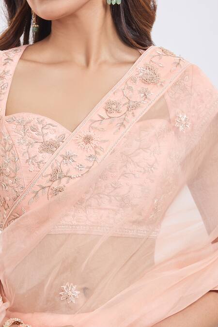 Buy_Sheetal Batra_Rose Gold Embroidery Sweetheart Neck Pink Mahila Saree Set 