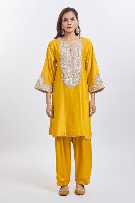 Shop_Sheetal Batra_Mustard Sequins, Embroidery Split V-neck Yellow Shamshul Kurta And Salwar Set 