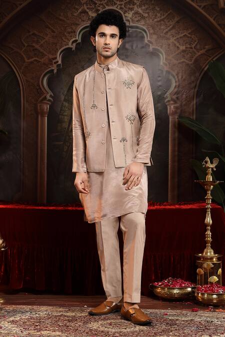 Miku Kumar_Pink Tissue, Organza Embroidery Onion Mridul Kurta Set _at_Aza_Fashions