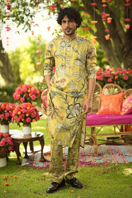 Buy_Mahima Mahajan_Gold Linen, Satin Embroidery, Sequins Designer Printed Bundi Kurta Pant Set _Online_at_Aza_Fashions