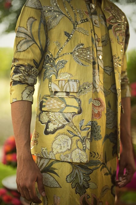 Mahima Mahajan_Gold Linen, Satin Embroidery, Sequins Designer Printed Bundi Kurta Pant Set _at_Aza_Fashions